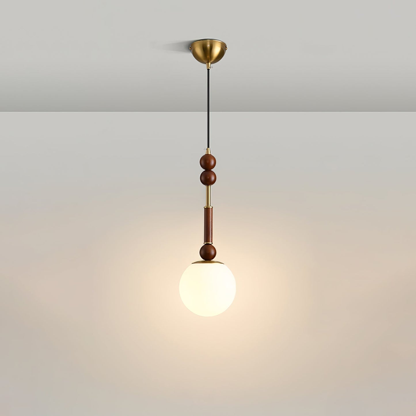 Romy – Suspension style romain avec verre, bois et laiton