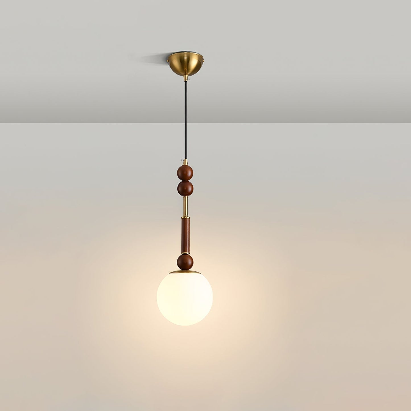 Romy – Suspension style romain avec verre, bois et laiton