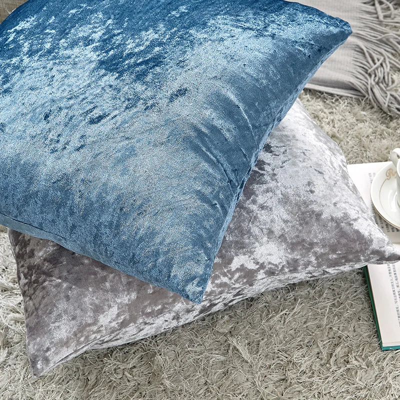 Carina – Coussin en velours ultra doux