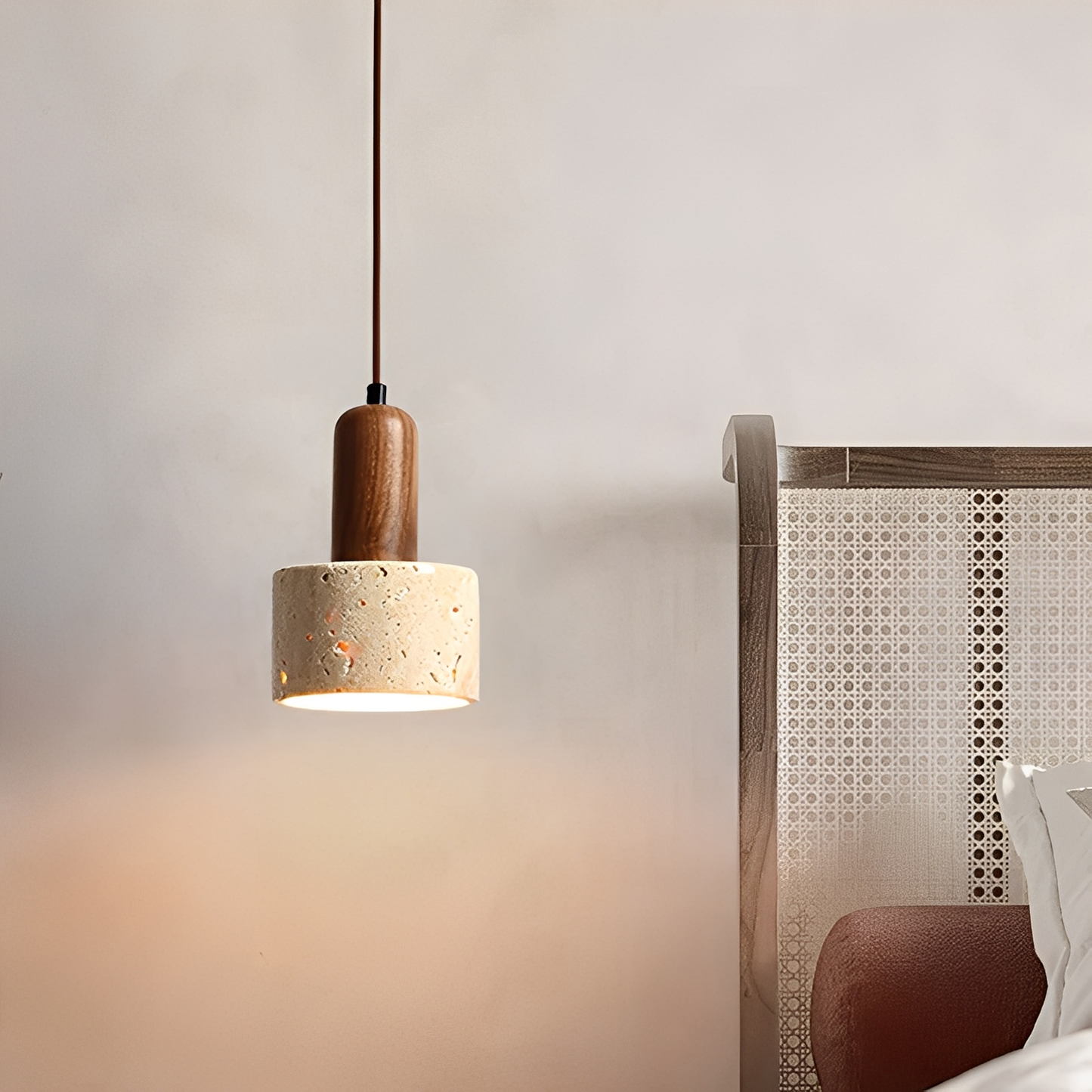 Donna – Lampe Pendule en Marbre Jaune