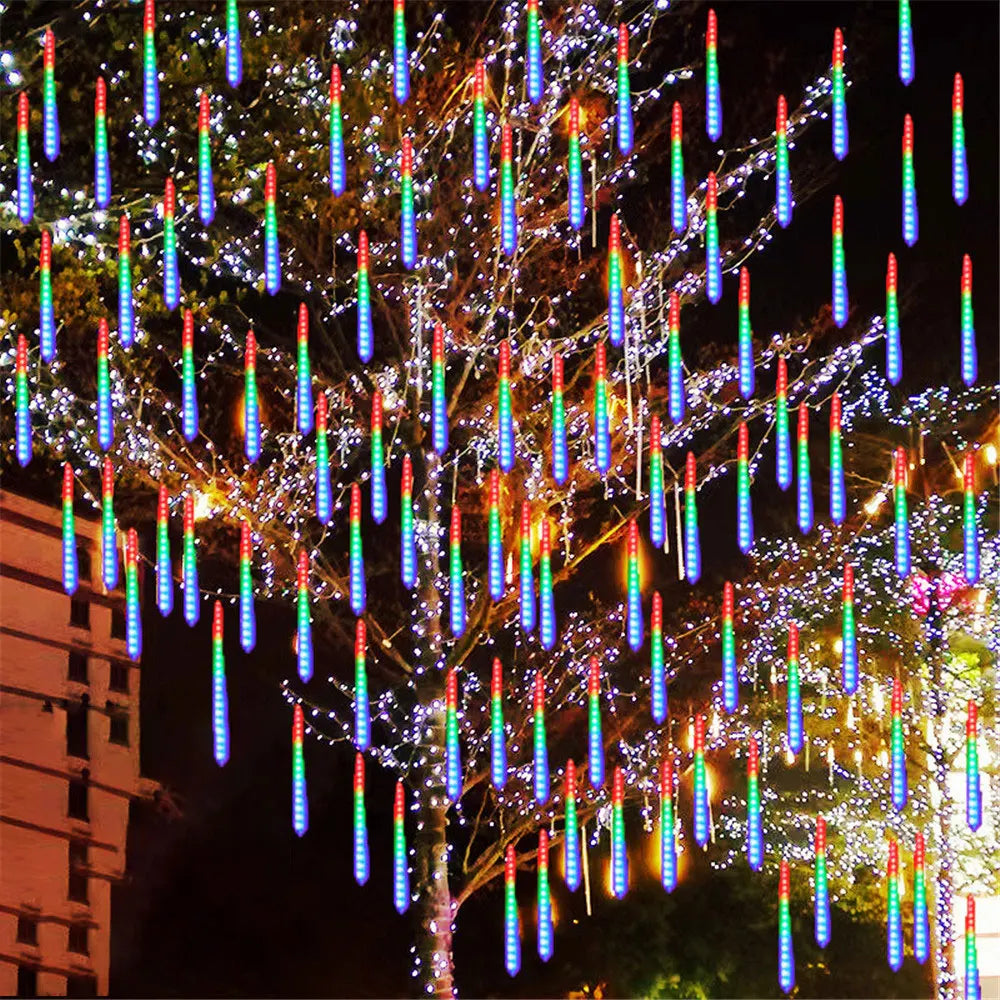 Meteora – LED Lumière Arbre pour Espaces Extérieurs