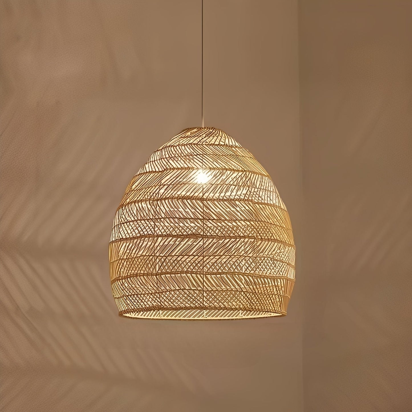 Livia – Suspension en rotin pastoral