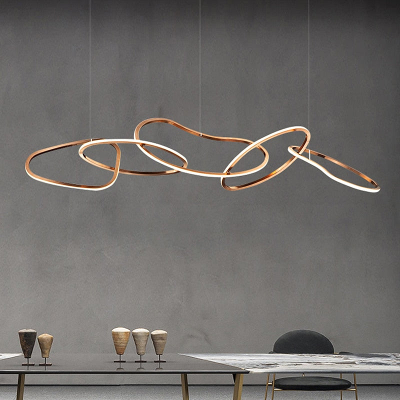Reina – Suspension minimaliste postmoderne