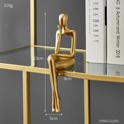 Reina – Sculpture Assise