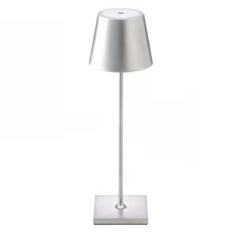 Lerio – Lampe de table de charge LED en aluminium