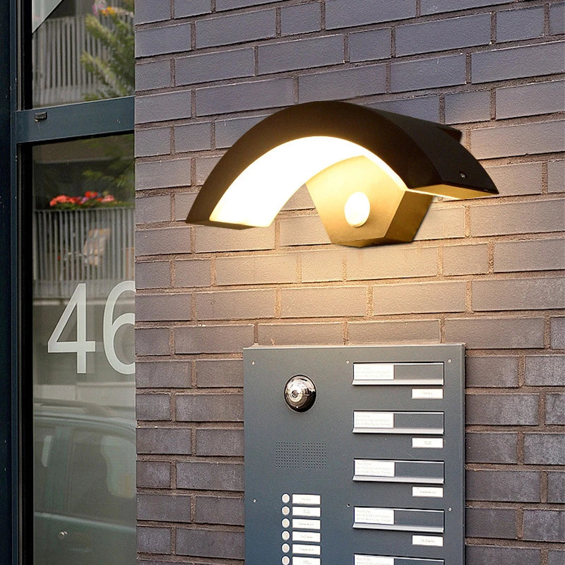Kairo – Lampe Murale Extérieure Incurvée Étanche