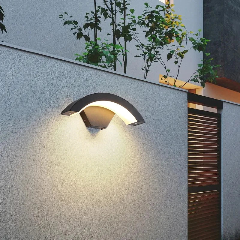Kairo – Lampe Murale Extérieure Incurvée Étanche