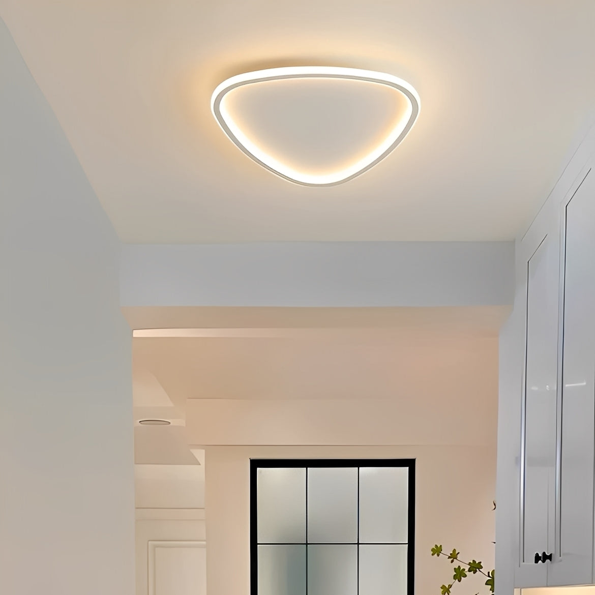 Niva – Plafonnier Minimaliste