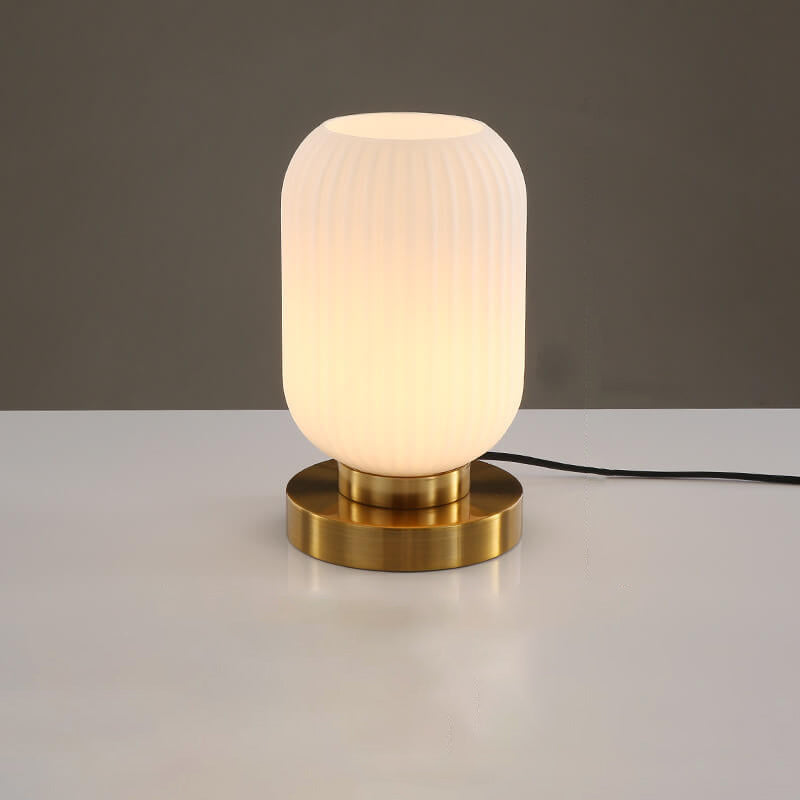 Nerida – Lampe de Table Ovale en Verre Nordique