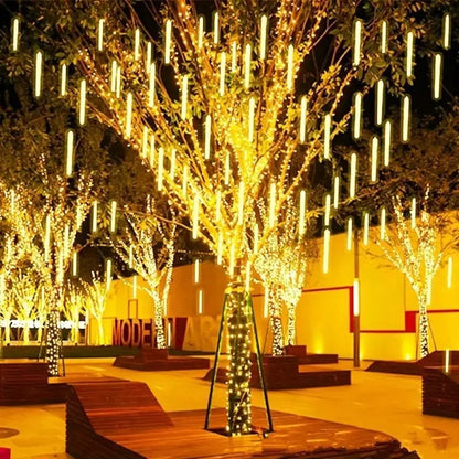 Meteora – LED Lumière Arbre pour Espaces Extérieurs