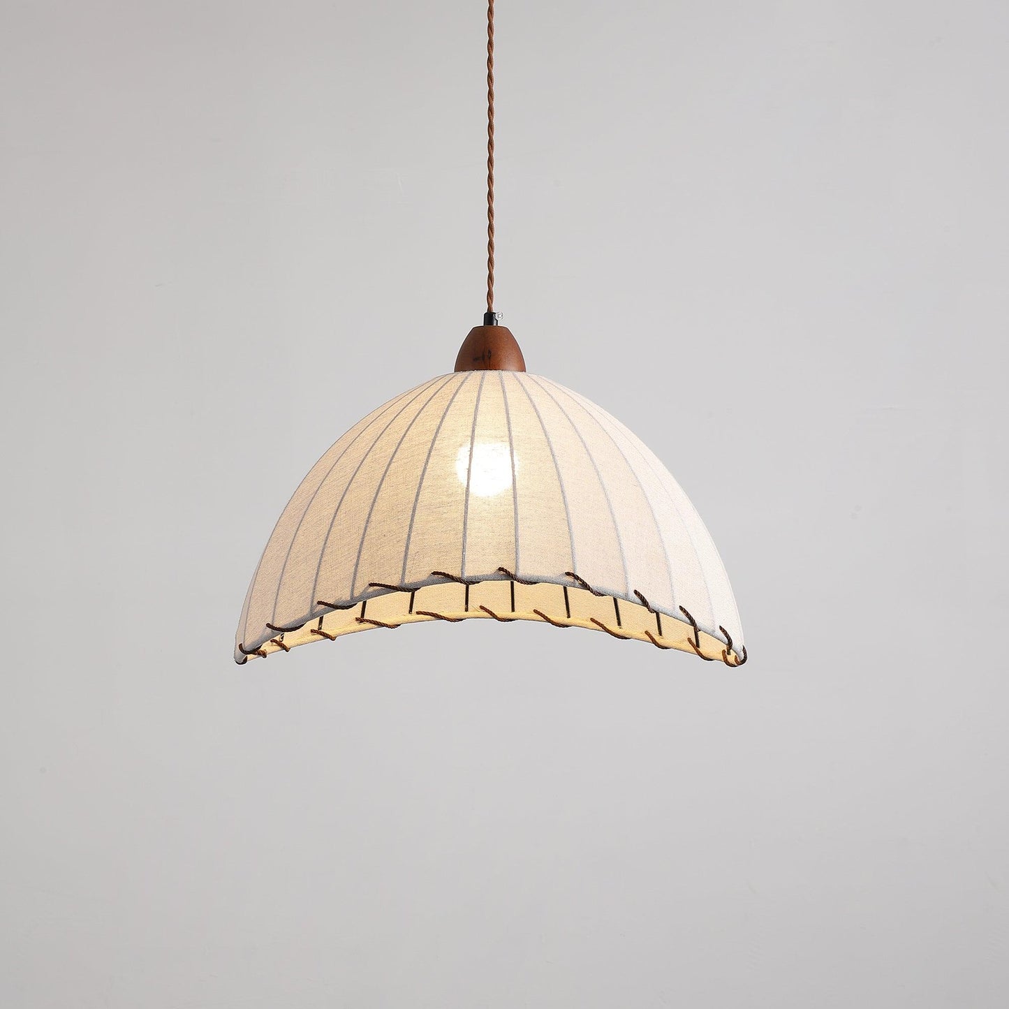 Jane – Élégante Suspension au Style Rétro