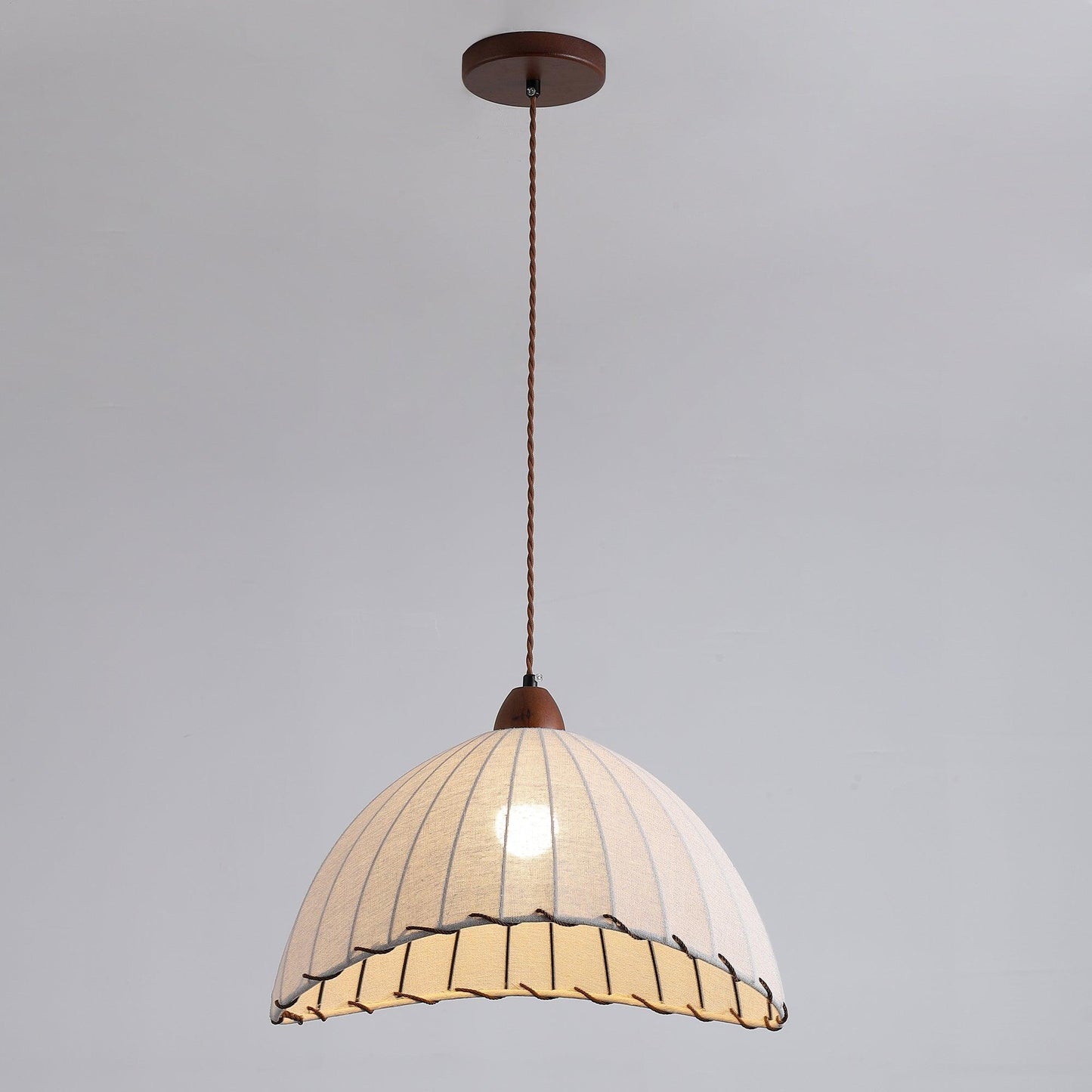 Jane – Élégante Suspension au Style Rétro