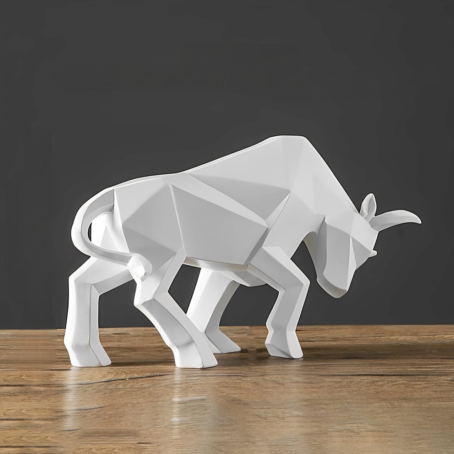 Bjorn – Sculpture en résine taureau