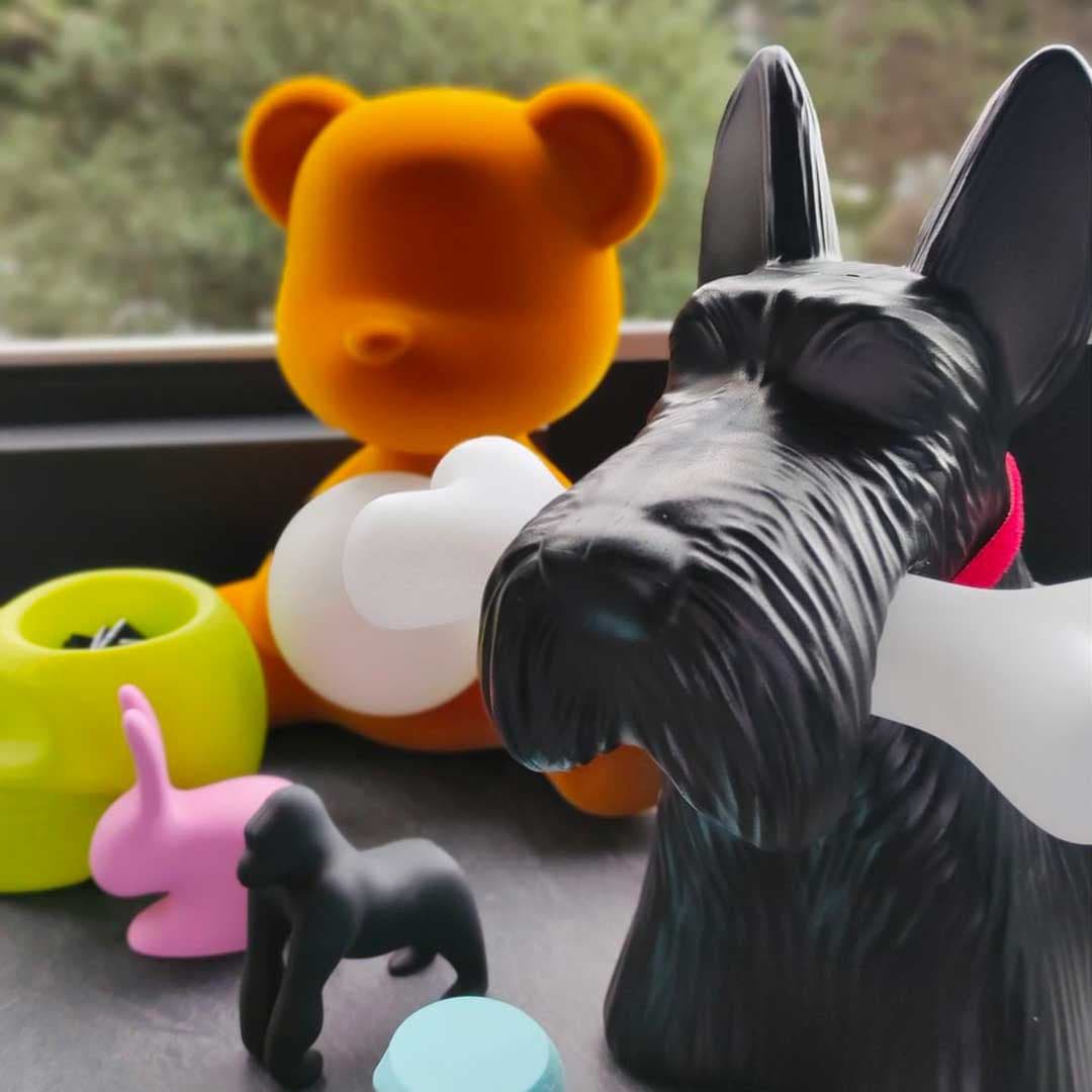 Scottie – Lampe de table en résine