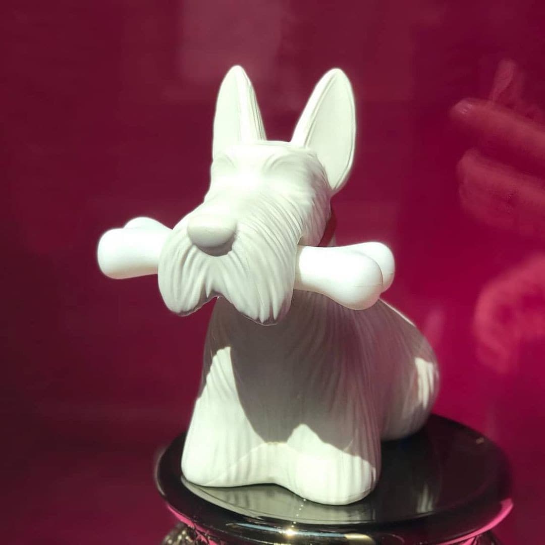 Scottie – Lampe de table en résine