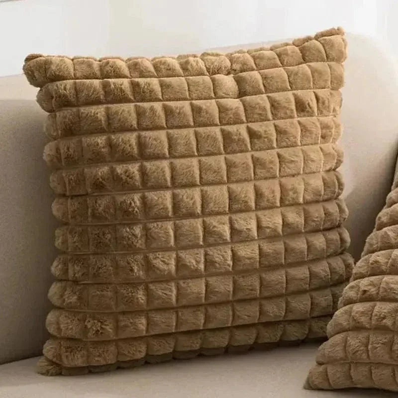 Terra – Housse de coussin en peluche