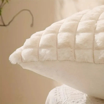 Terra – Housse de coussin en peluche
