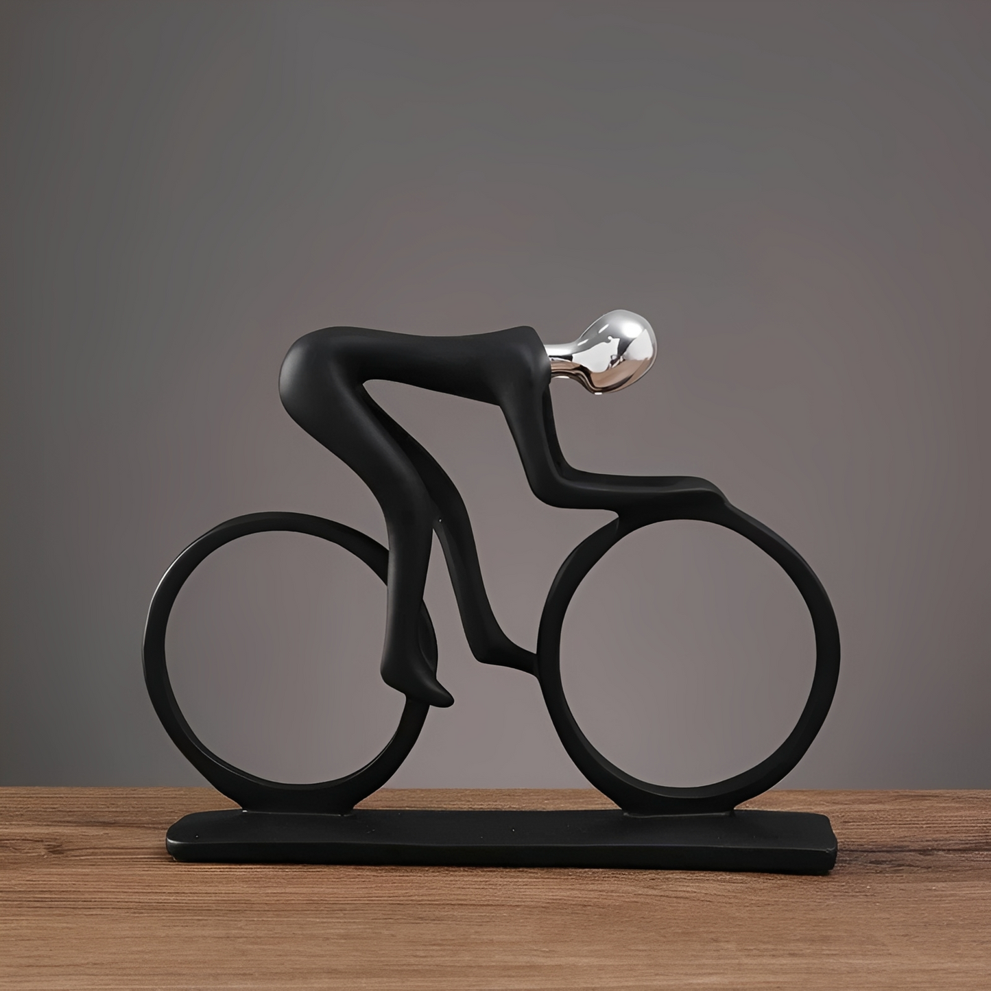 Lukas – Sculpture moderne de cycliste