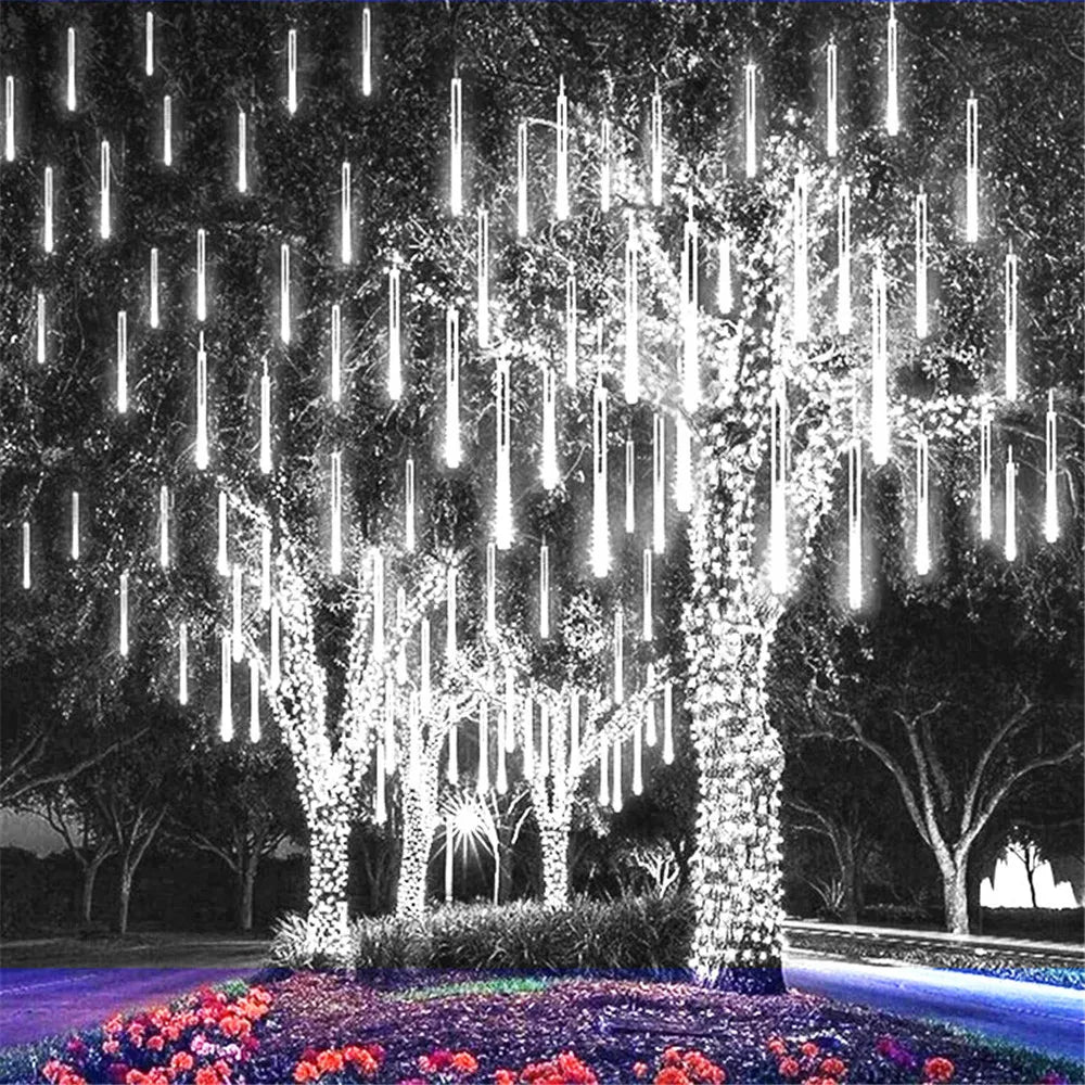 Meteora – LED Lumière Arbre pour Espaces Extérieurs