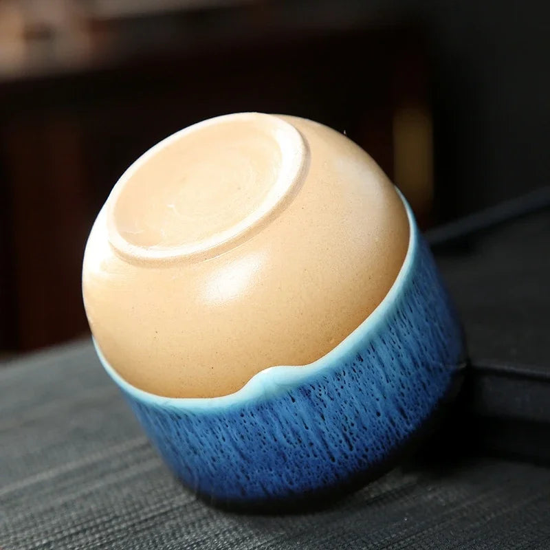 Tasse en céramique à glaçure arc-en-ciel – Pour des matins hauts en couleur
