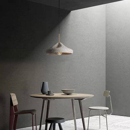 Ravenna – Suspension industrielle moderne en ciment