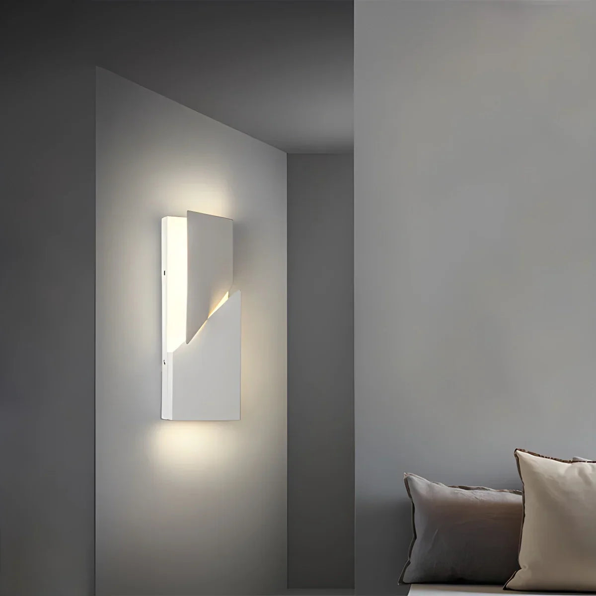 Aiko – Applique murale minimaliste