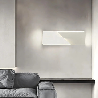 Aiko – Applique murale minimaliste