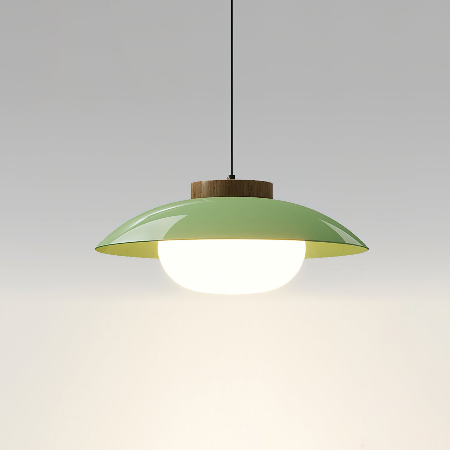 Vera – Élégante Suspension