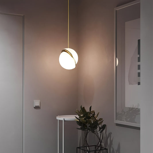 Sorin – Suspension en boule light-luxury nordique