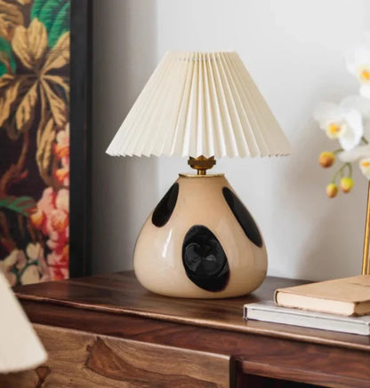 Nora – Lampe de table en céramique nordique
