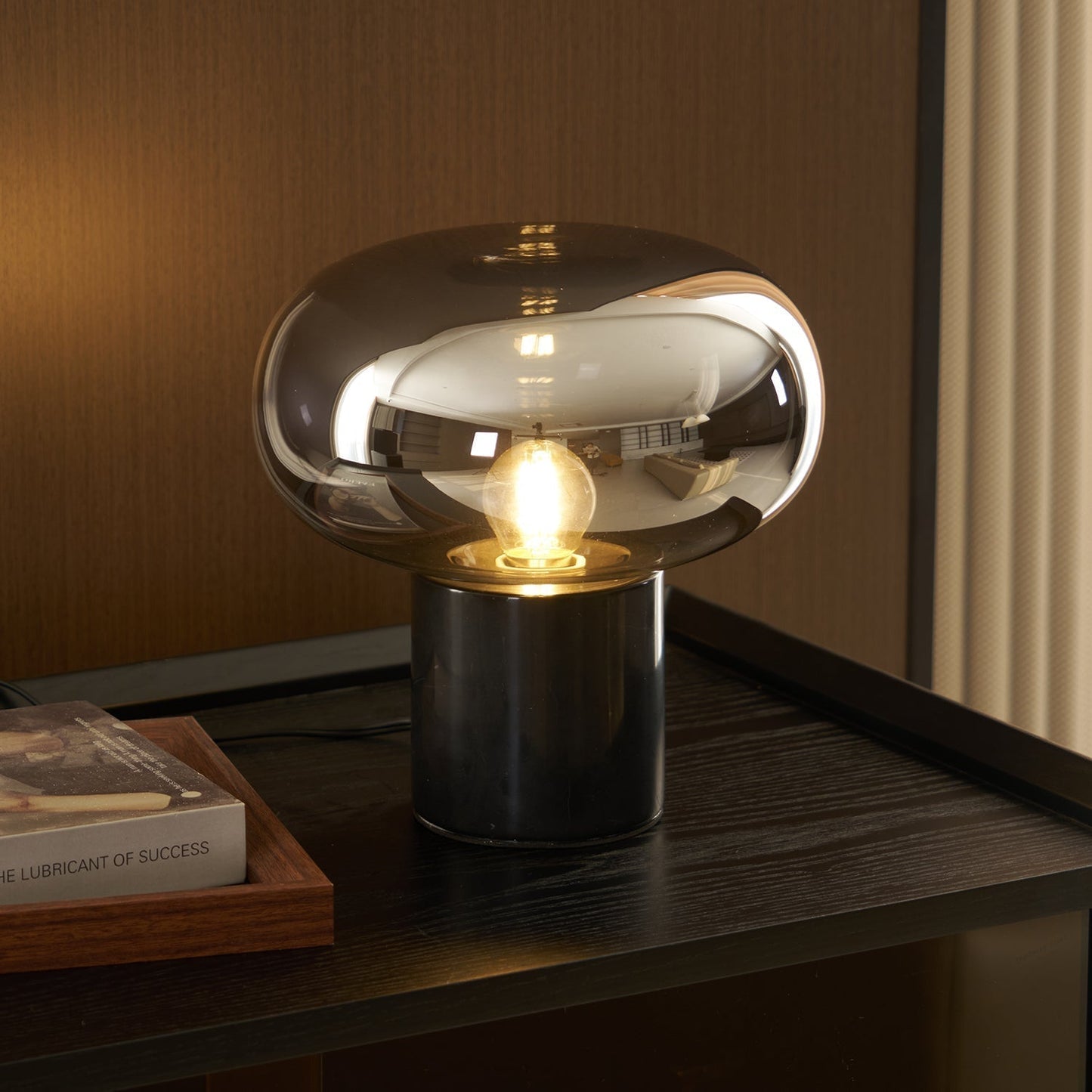 Lin – Lampe de table en verre au design nordique