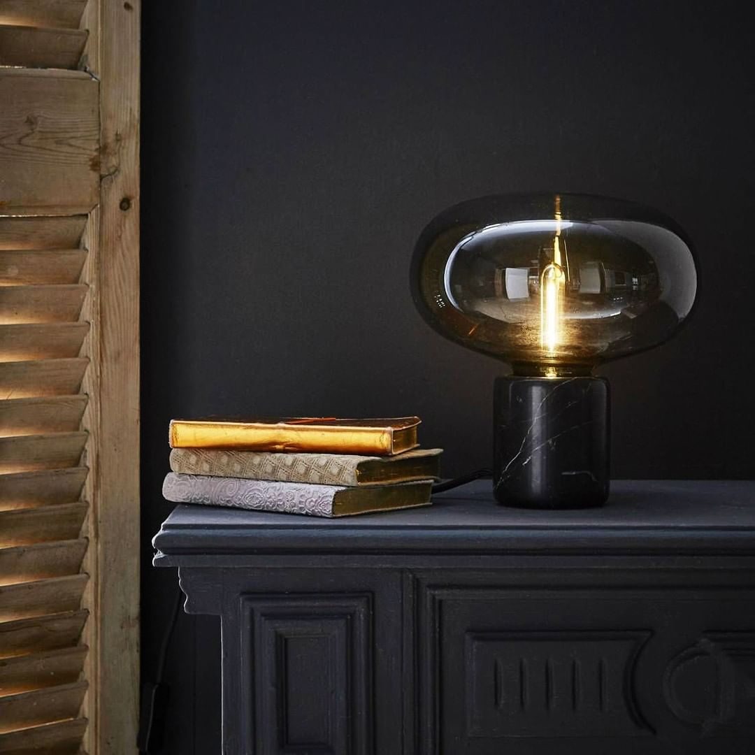 Lin – Lampe de table en verre au design nordique
