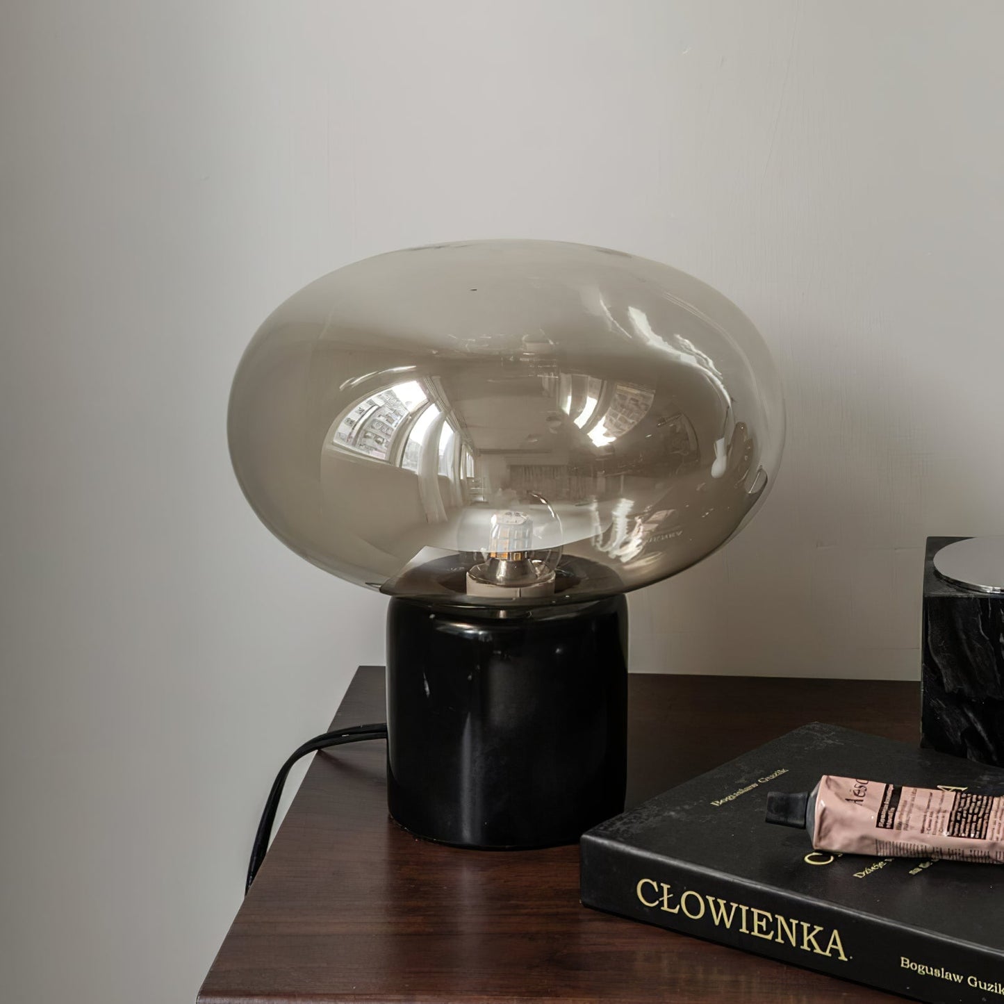 Lin – Lampe de table en verre au design nordique