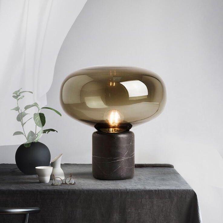 Lin – Lampe de table en verre au design nordique
