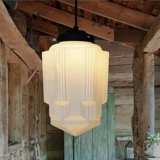 ÉclatVerre – Suspension vintage en verre sculpté au design géométrique