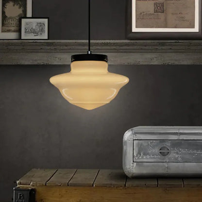 ÉclatVerre – Suspension vintage en verre sculpté au design géométrique