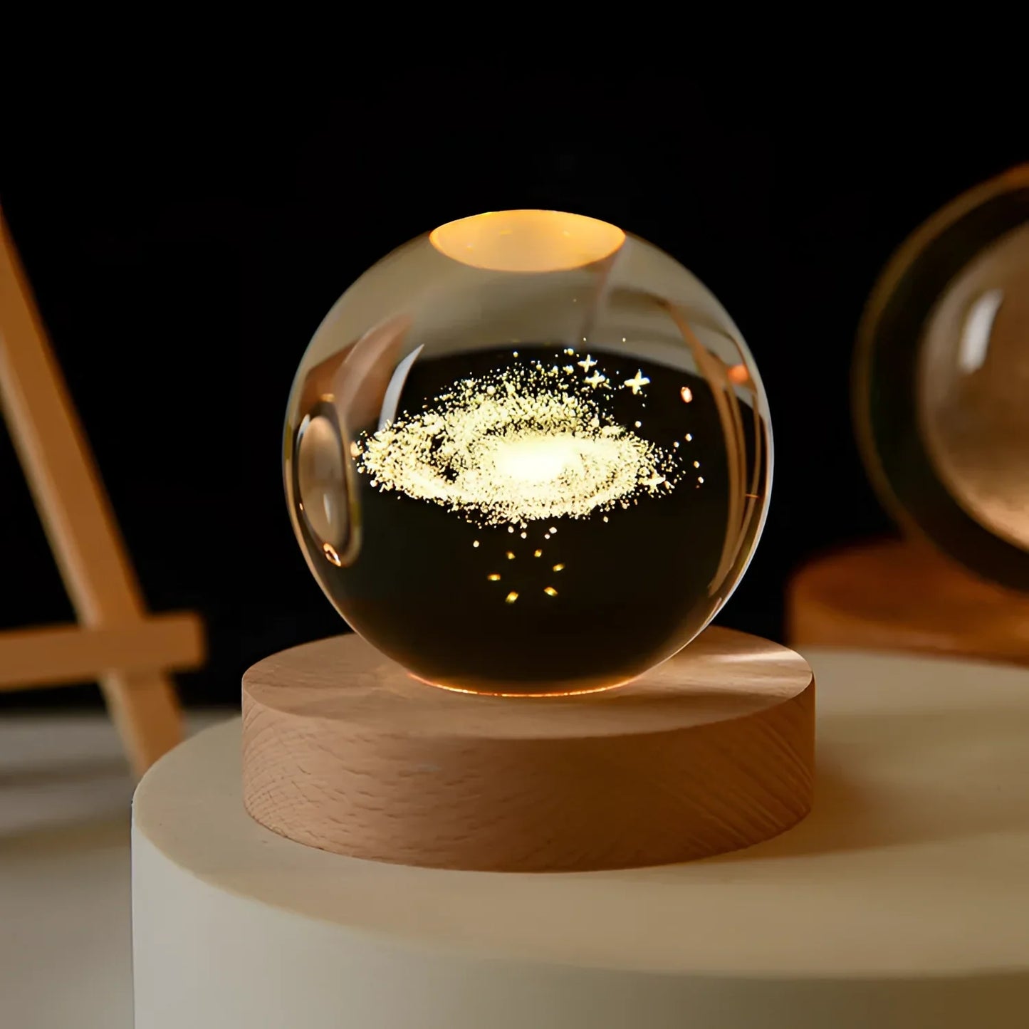 Lyora – Lampe Cristal LED avec Motif 3D