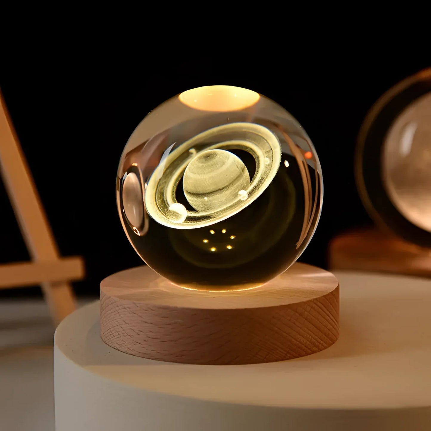 Lyora – Lampe Cristal LED avec Motif 3D