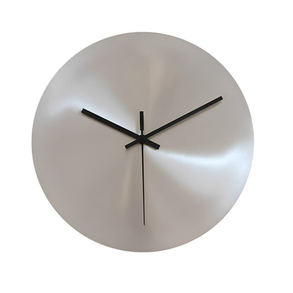 Argentum – Horloge murale industrielle en argent