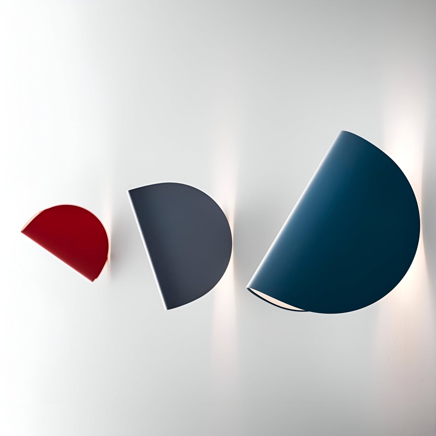Arcuno – Applique murale en métal orientable