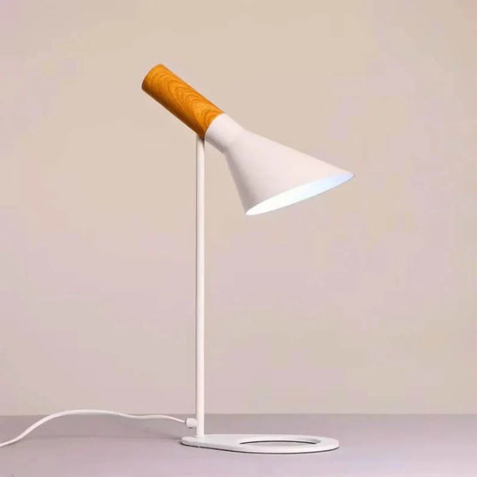 Kaela – Lampe sur pied minimaliste LED