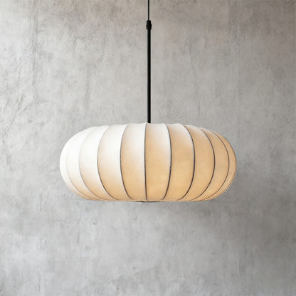 Akina – Suspension en soie en forme de citrouille