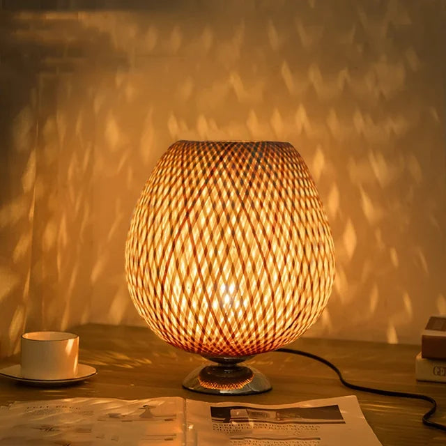 Emiko – Lampe de table zen en bambou