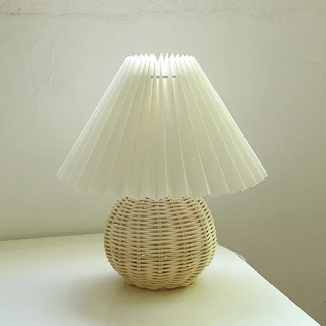 Lampe De Table À Abat-Jour Plissé Au Style Rétro Chic