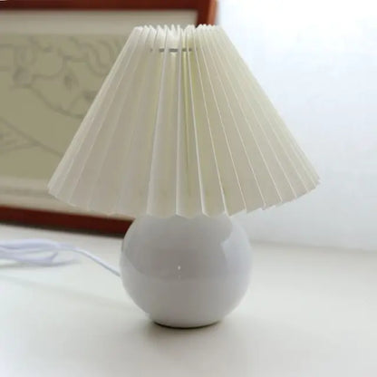 Lampe De Table À Abat-Jour Plissé Au Style Rétro Chic