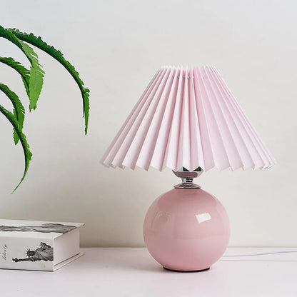 Lampe De Table À Abat-Jour Plissé Au Style Rétro Chic