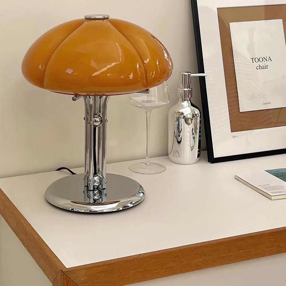 Noemi – Lampe de table créative en citrouille