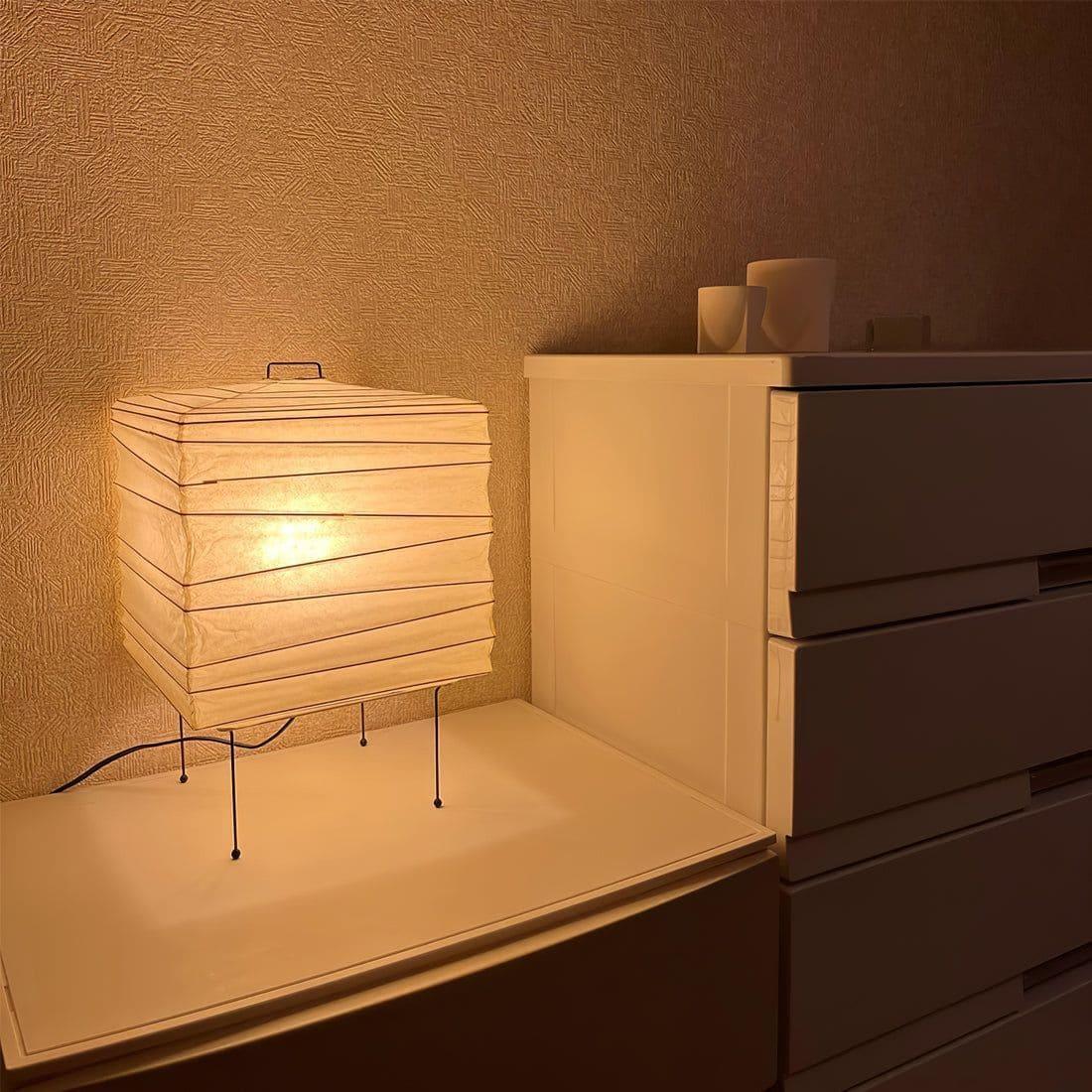 Airi – Lampadaire en papier de riz japonais