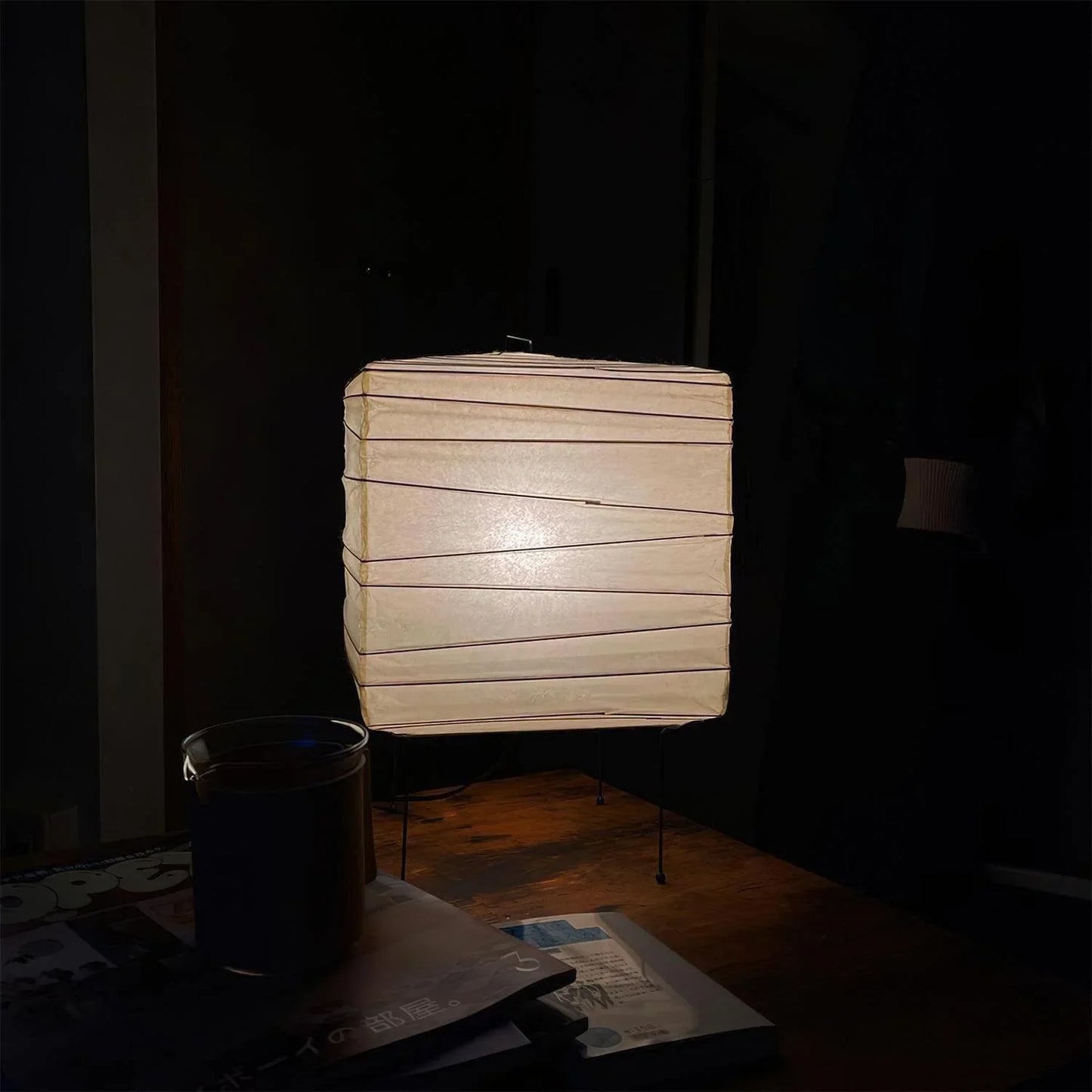 Airi – Lampadaire en papier de riz japonais