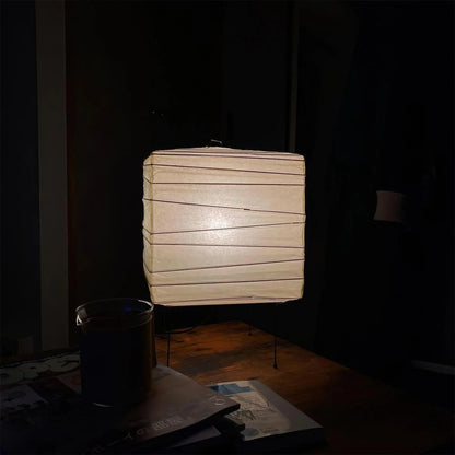 Airi – Lampadaire en papier de riz japonais